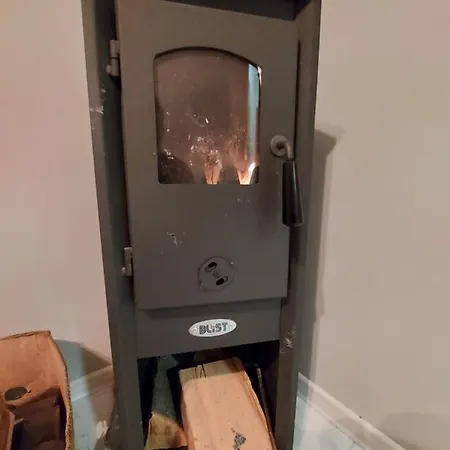 Spalona Jagodna 公寓 *